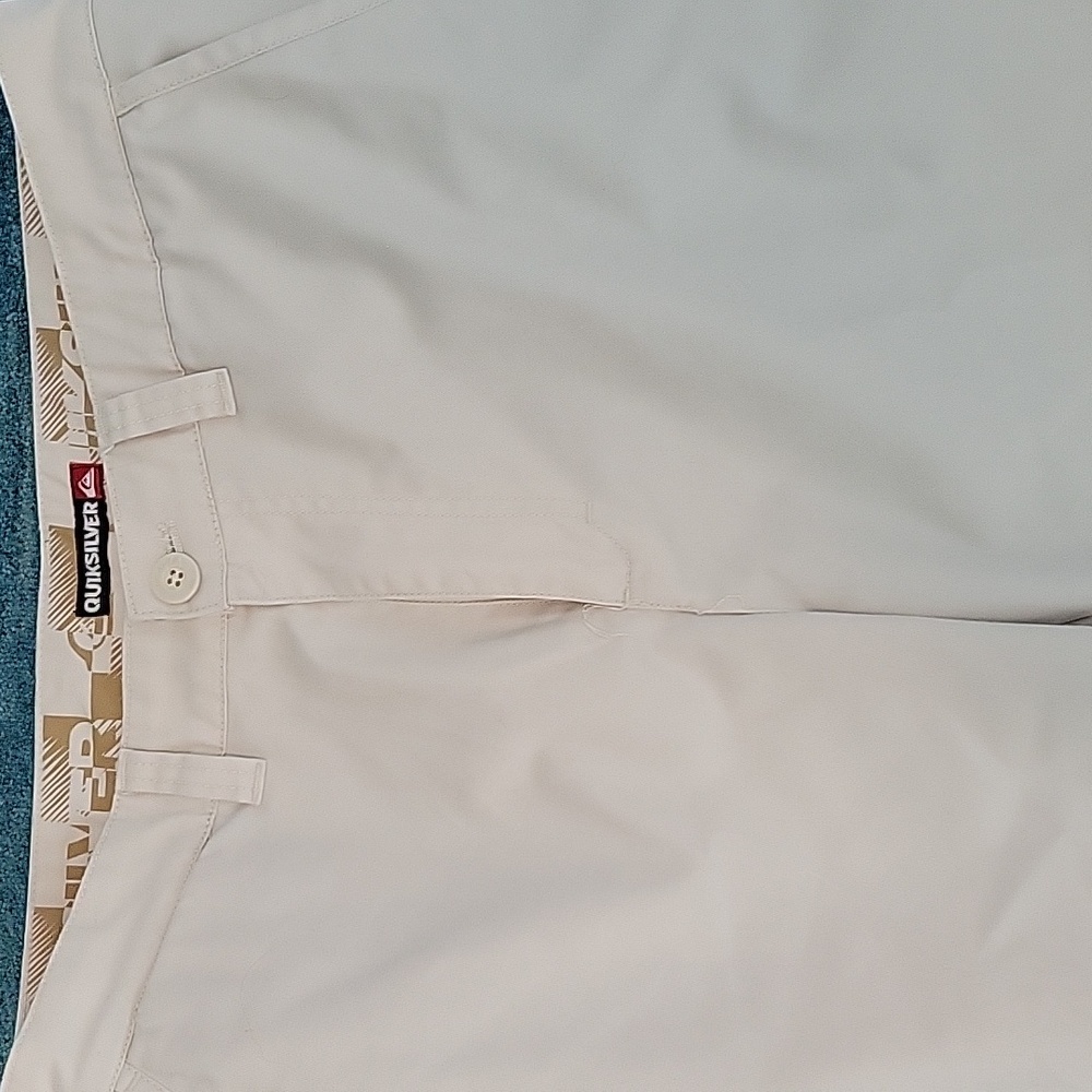 Quicksilver shorts - Picture 4 of 7